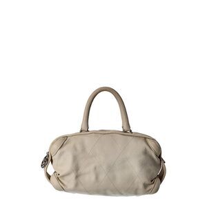 Chanel White Quilted Leather Ginpaku Bag (Authentic Pre-Loved)